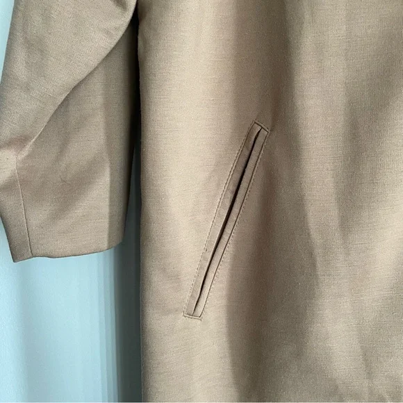 Classic Women's Tan Trench Coat - Picture 4 of 11